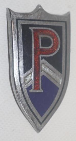 1929 Peerless Radiator Emblem Badge (1 of 2)