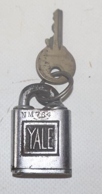 Marman Motor Car Co Padlock w/ Key (1 of 2)