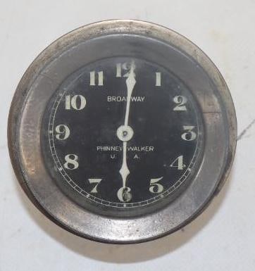 Phinney-Walker Broadway Automobile Dash Clock (1 of 2)