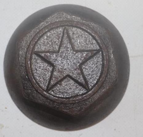 Durant Star Truck Threaded Automobile Hubcap (1 of 2)