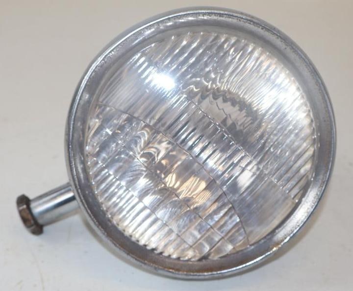 1930 Pierce Arrow Automobile Parking Light (1 of 3)