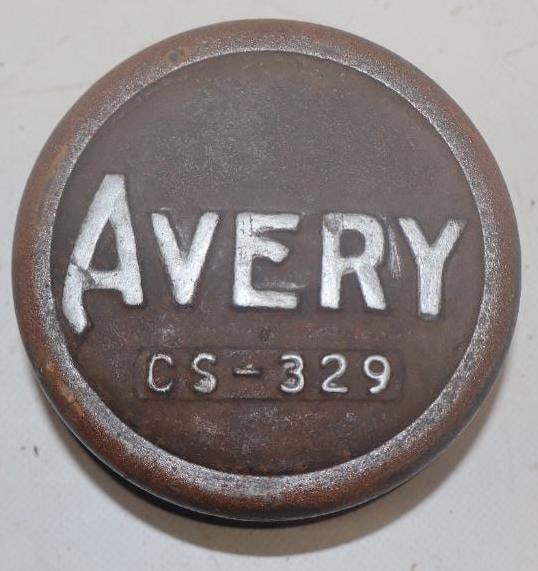 Avery Tractor Cast Steel Hubcap (1 of 2)