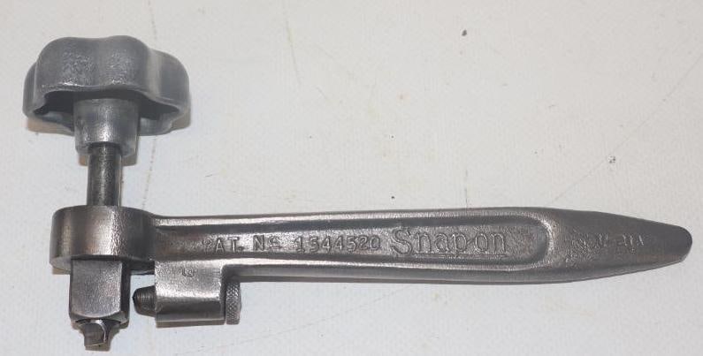Snap On V-21A Valve Clearance Adjusting Hand Tool: 6.50" x 1.50" x 3"