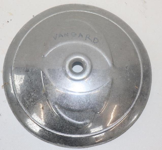 Vanguard Chrome Hubcap: 8" diameter
