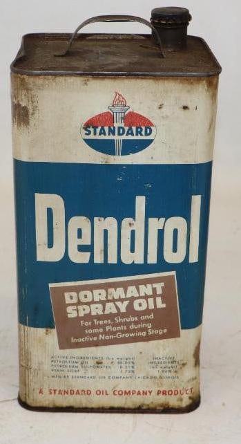 Standard Oil Company Dendrol One Gallon Square  Dormant Spray Oil Can (1 of 2)