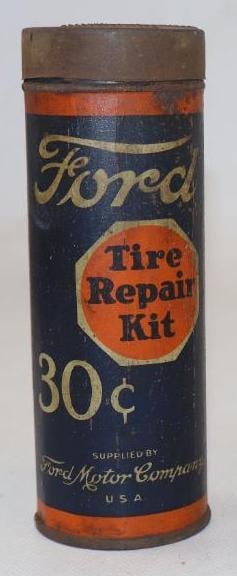 Ford Script 30 Cent Pricer Tire Repair Kit Tin (1 of 2)