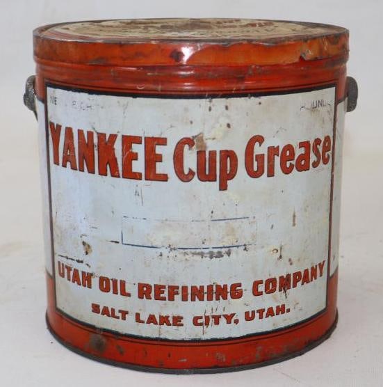 Utah Oil Refining Company Yankee 10 Pound Grease Can (1 of 2)
