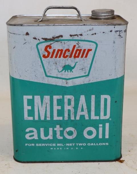 Sinclair Emerald Two Gallon Motor Oil Can (1 of 3)