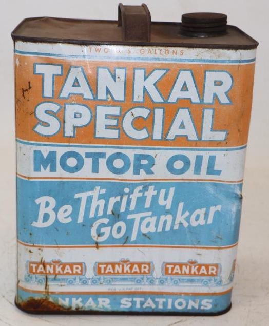 Tankar Special Two Gallon Motor Oil Can (1 of 3)