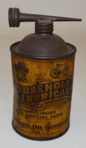 Early Standard Oil Company Household Lubricant Handy Oiler Can (1 of 2)