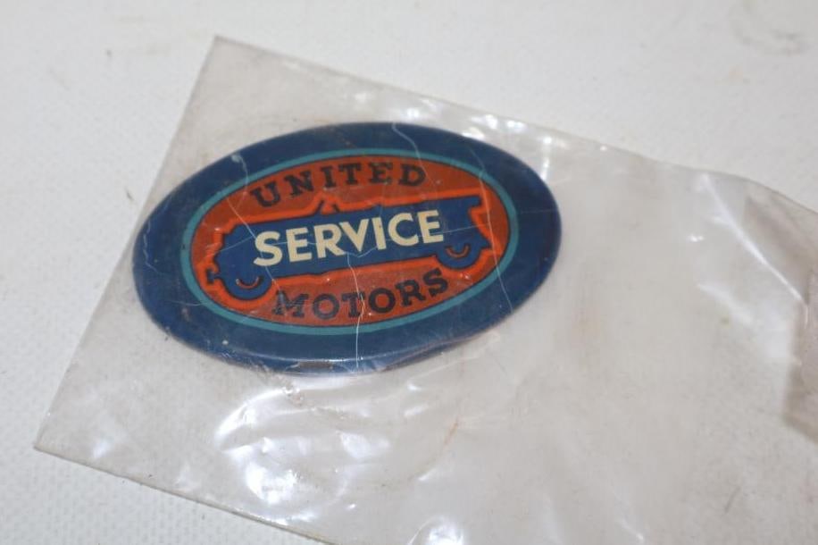United Service Motors Pocket Mirror: 2.75" x 1.75"