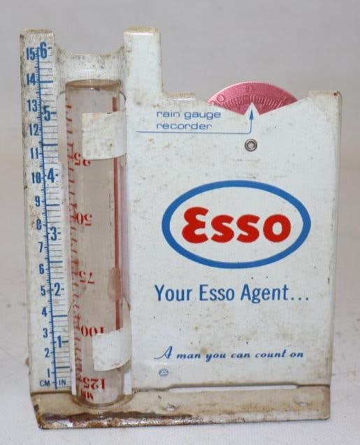 Esso Rain Gauge Recorder (1 of 2)