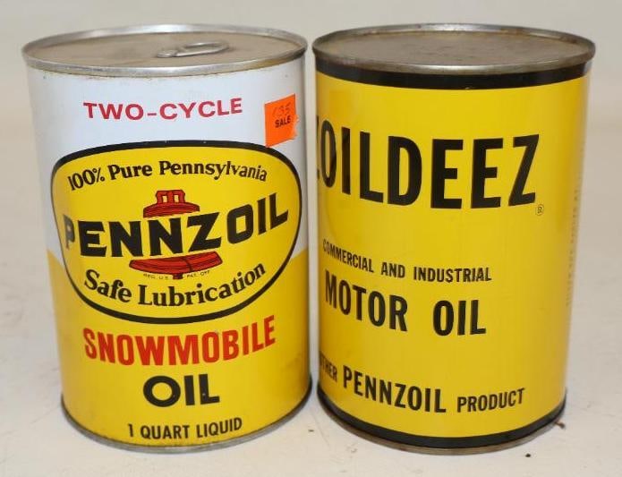 Group of 2 Pennzoil Snowmobile And Zoildeez One Qt Metal Oil Cans (1 of 2)