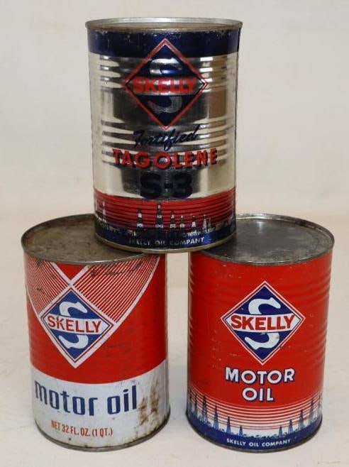 Group of 3 Skelly (Ribbed) One Qt Metal Oil Cans (1 of 2)
