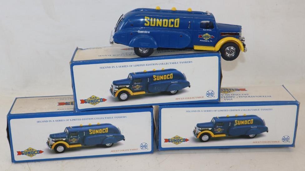 Group of 3 Marx 1941 International Air Flow Tanker Banks in Original Boxes: 12" x 4.5" x 4" each