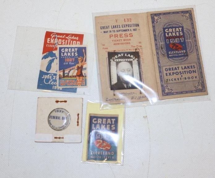 Group of 5 1937 Cleveland Great Lakes Expedition Stamps Ticket Book And Pin Back Badge (1 of 2)