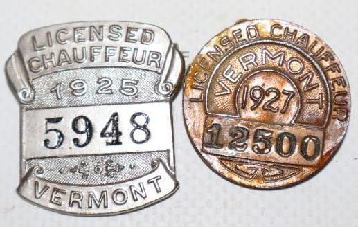 Group of 2 1925 and 1927 Vermont Licensed Chauffeur Pin Back Badges: largest is 1" x 1.25"