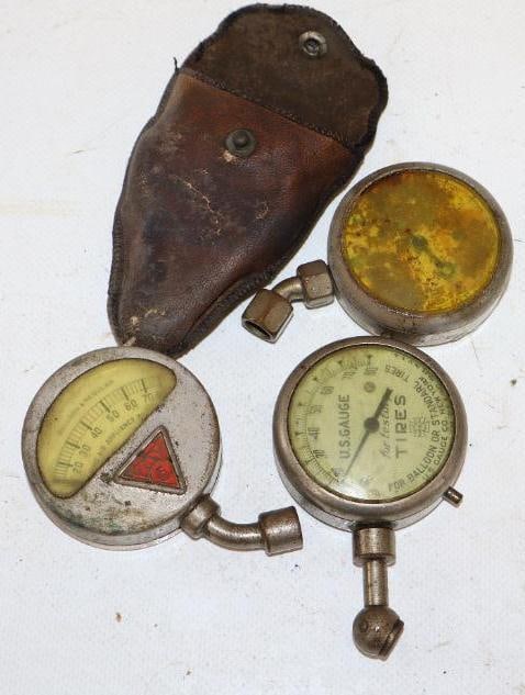 Group of 3 US Gauge Balloon Tire Pressure Gauges (1 of 2)