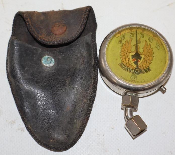 Peerless Motor Car Co Balloon Tire Pressure Gauge W/ Original Case (1 of 3)