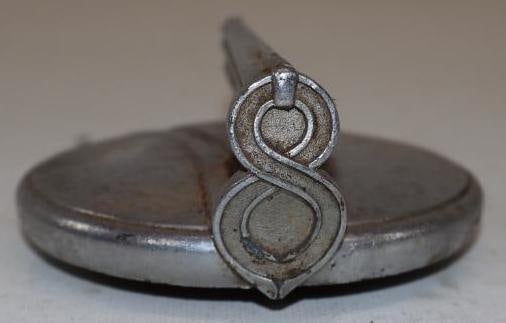 1931-1932 Buick 8 Radiator Cap Hood Ornament (1 of 3)