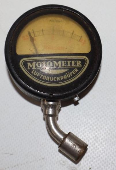 Moto Meter Balloon Tire Pressure Gauge (1 of 2)
