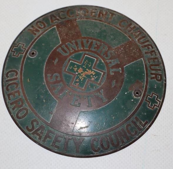 No Accident Chauffeur Safety Counsel Radiator Badge: 4" diameter