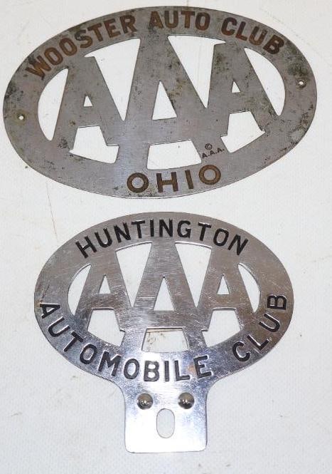 Group of 2 Wooster And Huntington Radiator Badge And License Plate Topper: largest is 5.75" x 4"