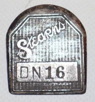 Stearns Motor Car Co Employee Pin Back Badge: 1.25" x 1.50"