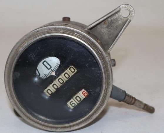 Early Automobile Speedometer (1 of 3)