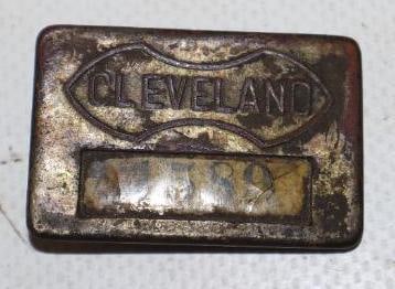 Cleveland Motor Car Co Employee Pin Back Badge: 1.50" x 1" clasp is broken