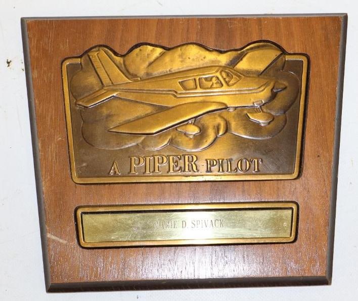 Brass And Wood A Piper Pilot Recognition Wall Plaque: 9" x 7.50"