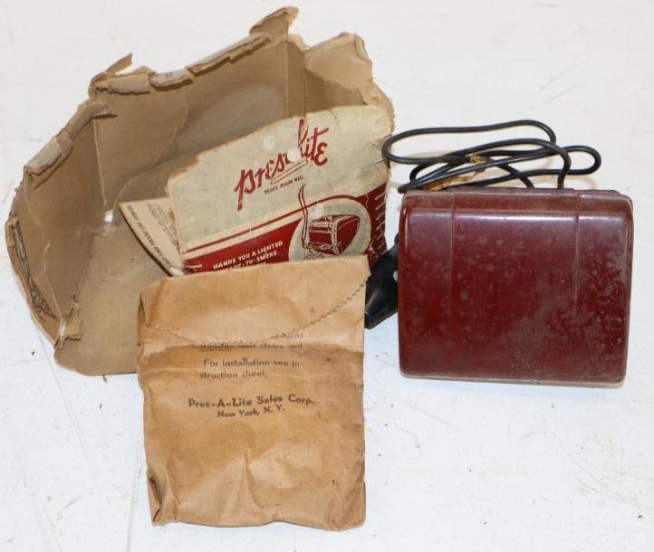 Pres-A-Lite Bakelite Steering Column Cigarette Disposer Attachment In Original Box: 5" x 4" x 4"