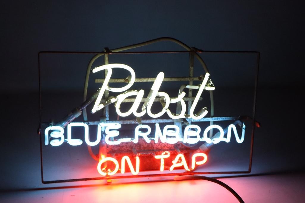 Pabst Blue Ribbon on Tap Advertising Window Neon: Works as intended. 21.5" x 5.5" x 13"
