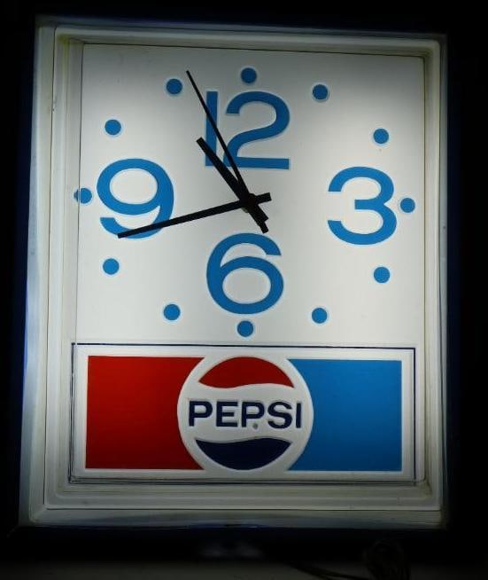 Pepsi Cola Light Up Advertising Clock (1 of 3)