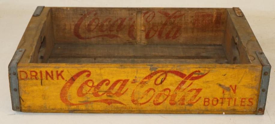 Drink Coca Cola in Bottles Four Six Pack Yellow Wooden Carrying Crate: Is marked Chattanooga 1965. Is missing center dividers. 18.5" x 11.75" x 4.5"
