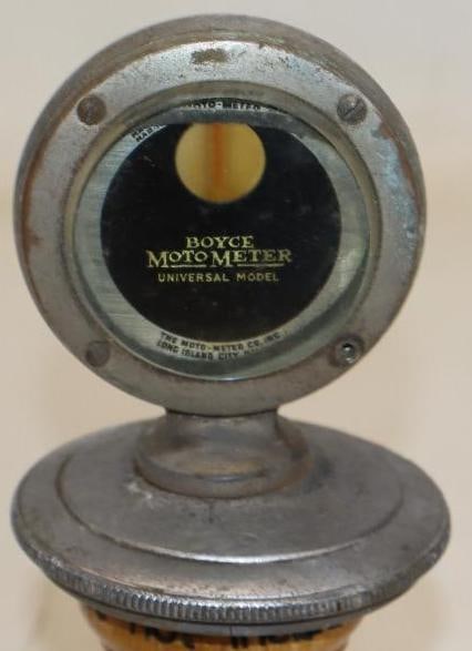 Boyce Moto Meter Universal Model Mounted On Radiator Cap (1 of 3)