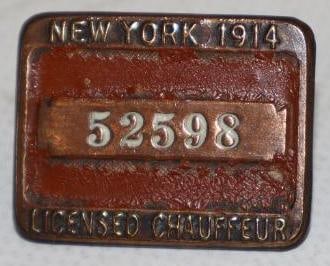 1914 New York Brass Licensed Chauffeur Lapel Pin (1 of 2)