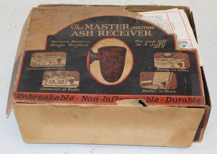 The Master (Suction) Ash Receiver Cardboard Countertop Display Complete With 12 Units (1 of 4)