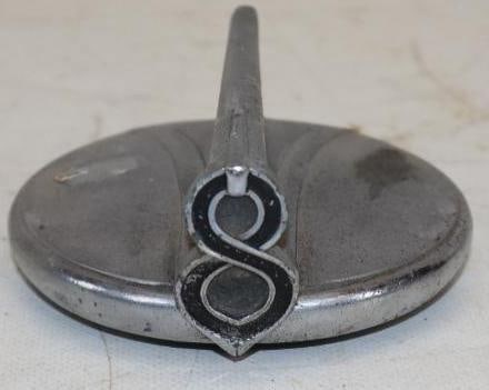 1938 Buick 8 Hood Ornament Radiator Cap (1 of 4)