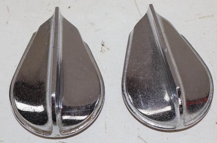 Pair of 2 Early Automobile Threaded Radiator Caps (1 of 2)