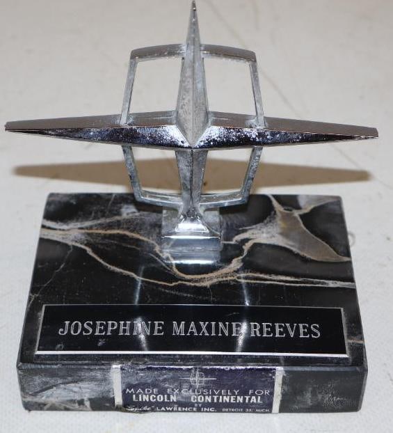 Lincoln Dealership Hood Ornament Paperweight Mounted On Marble: 4" x 3" x 4.25"