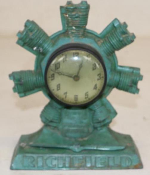 Richfield Gasoline Airplane Motor Wind Up Desk Clock (1 of 5)