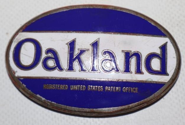 1919-1920 Oakland Motor Car Co. Cloisonne Emblem Badge: 2.75" x 1.75"