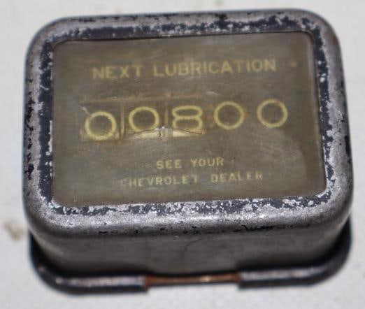 Chevrolet Dealer Next Lubrication Oil Change Counter: 2" x 1.25" x 1"
