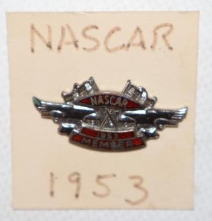 1953 Cloisonne Nascar Member Lapel Pin (1 of 2)