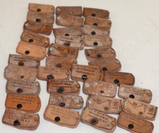 Group of 34 Cadillac, Pontiac, Buick Leather Key Holders (1 of 4)