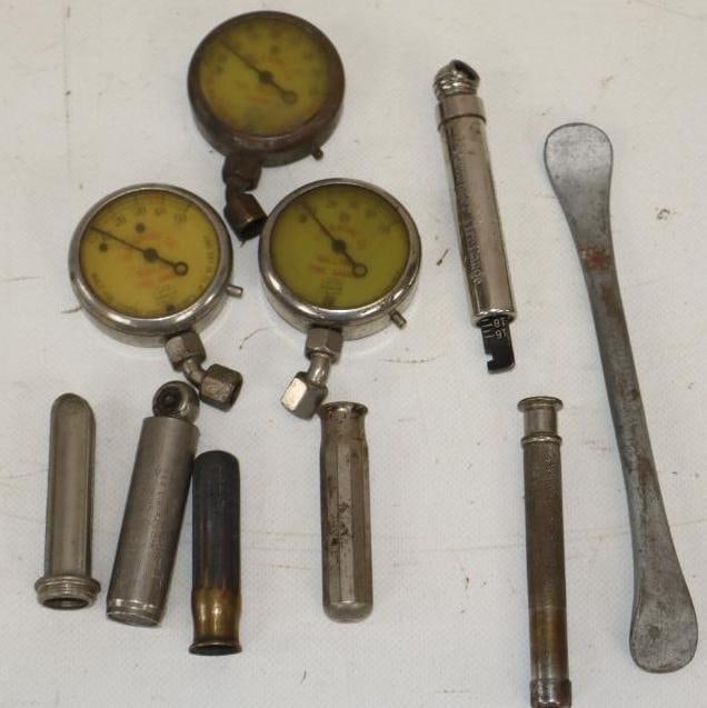 Group of 10 Tire Pressure Gauges, Valve Covers And Splitter Tool (1 of 6)
