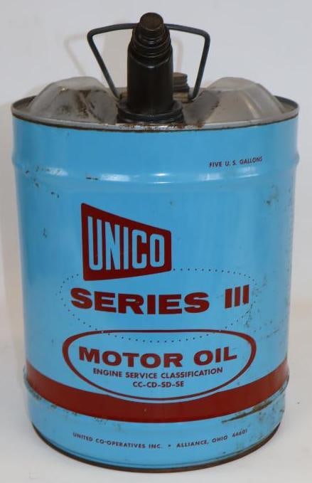 Unico Series III 5 Gallon Motor Oil Can: 11.5" x 11.5" x 17"