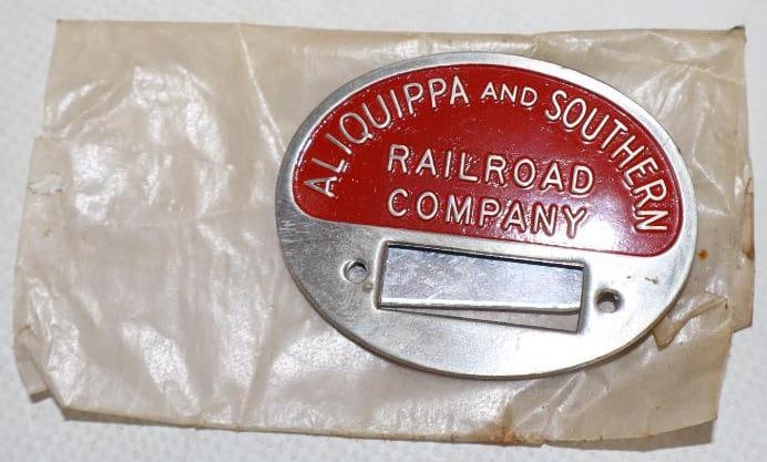 NOS Aliquippa And Southern Railroad Company Pin Back Badge: 2" x 1.75"