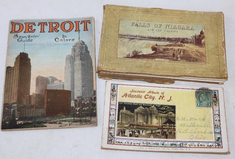 Group of 3 Atlantic City, Niagara Falls And Detroit Souvenir Books And Post Cards (1 of 2)